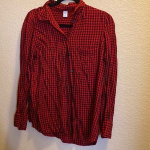 Old Navy women’s black and white plaid button up size small